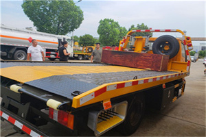 马连洼附近拖车电话号码服务