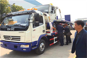 马连洼汽车道路救援拖车价格